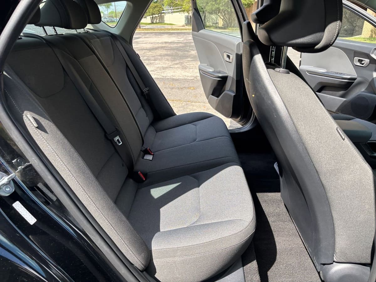 2025 Kia K4 - Image 21