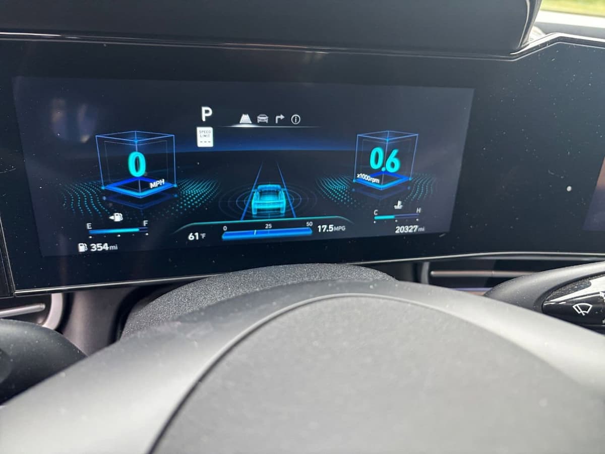 2025 Hyundai Elantra - Image 34