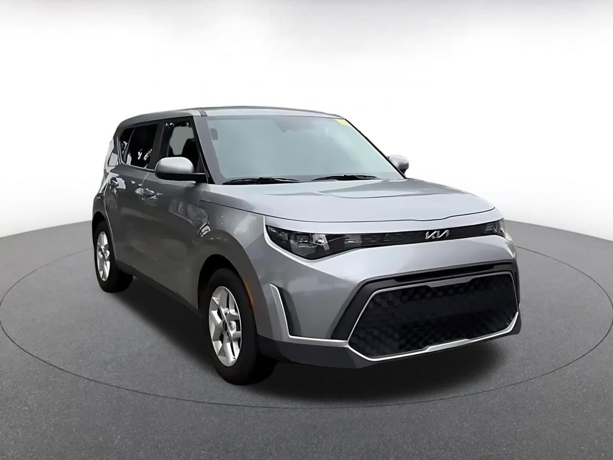 2025 Kia Soul - Image 3