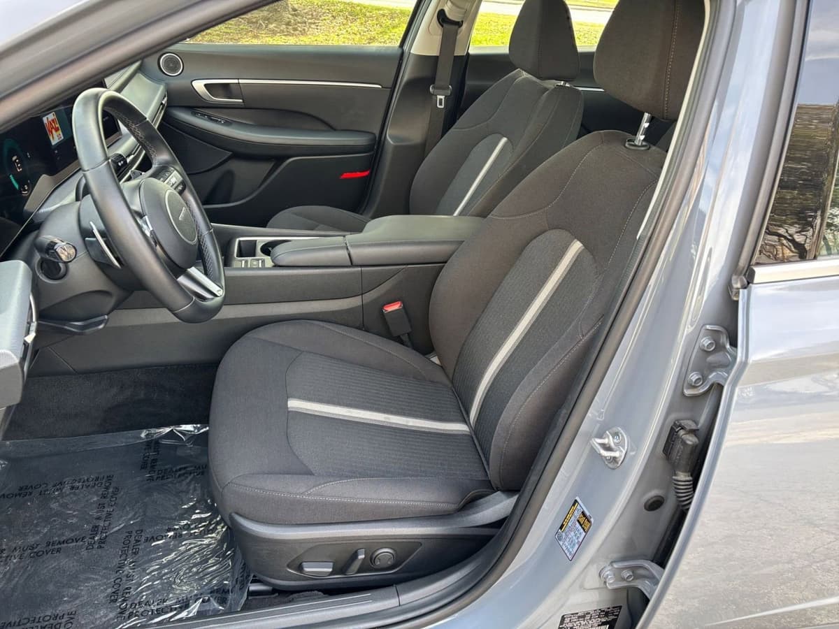 2025 Hyundai Sonata Hybrid - Image 31