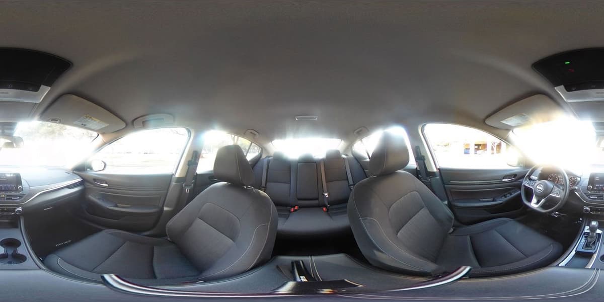 2025 Nissan Altima - Image 37