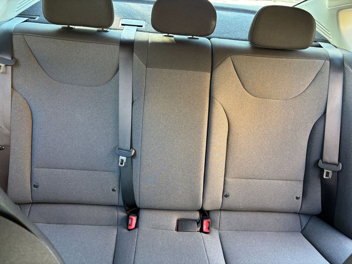 2025 Kia K4 - Image 33