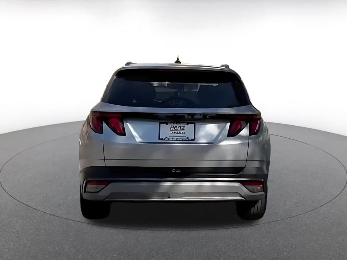 2025 Hyundai Tucson - Image 12