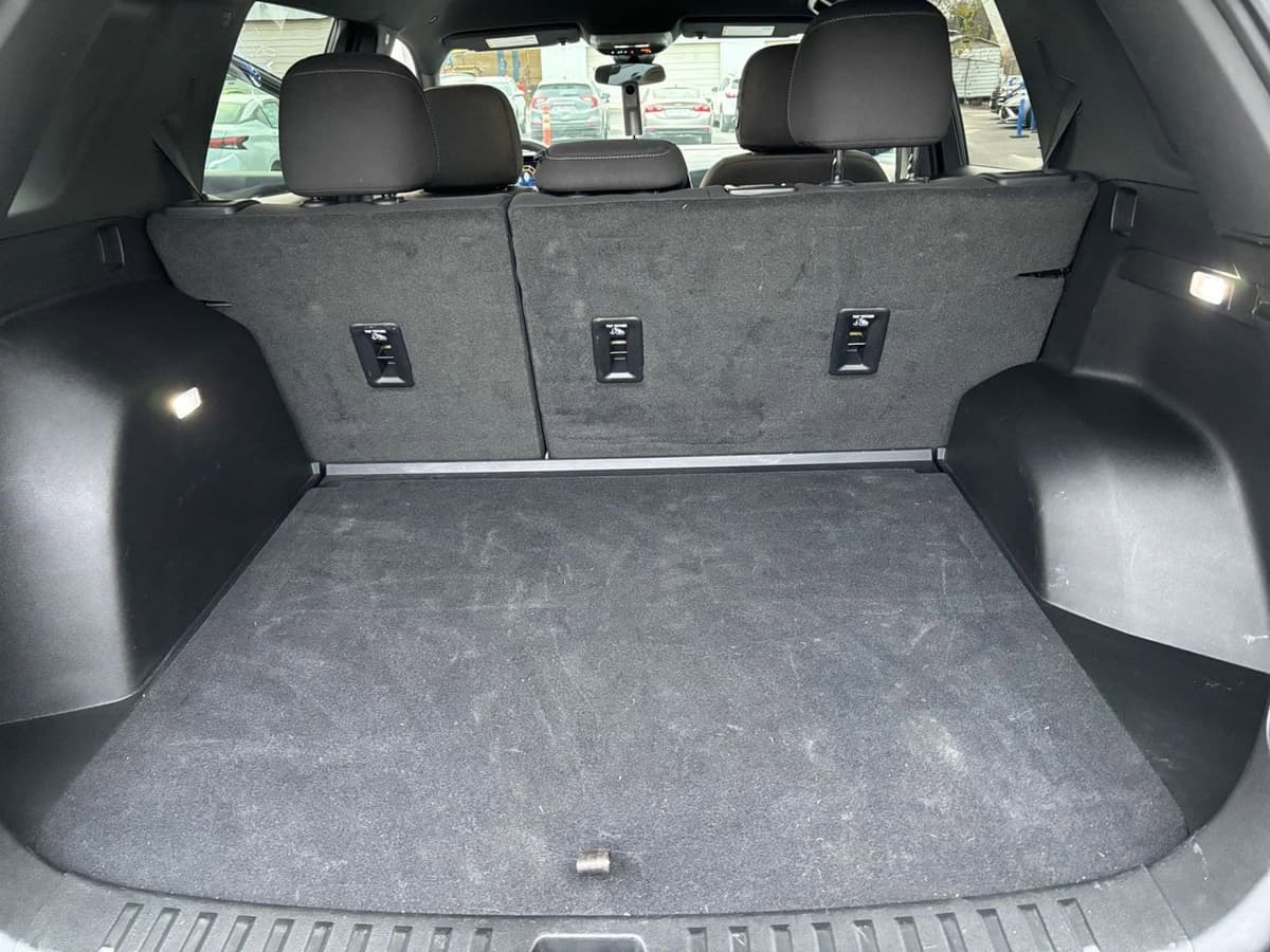 2025 Chevrolet Equinox - Image 25