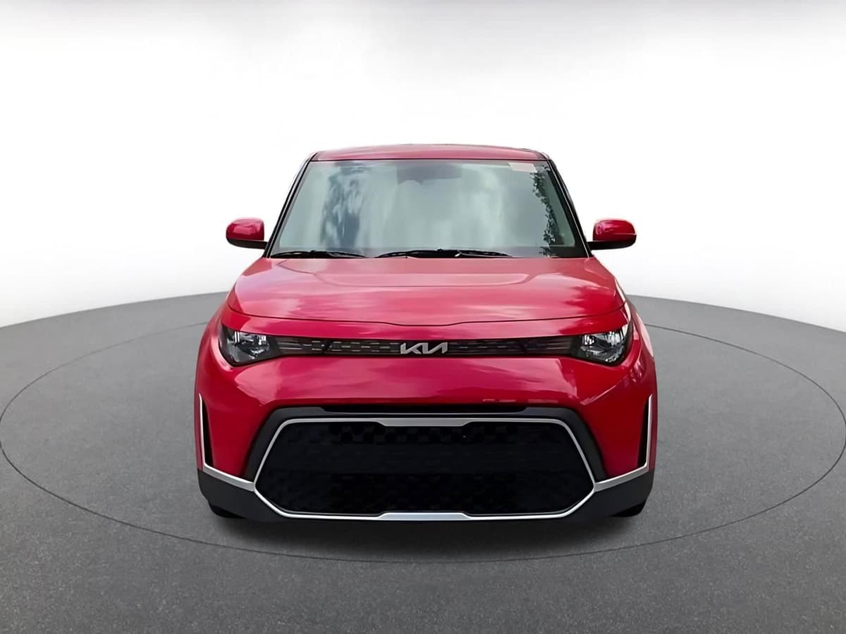 2025 Kia Soul - Image 10