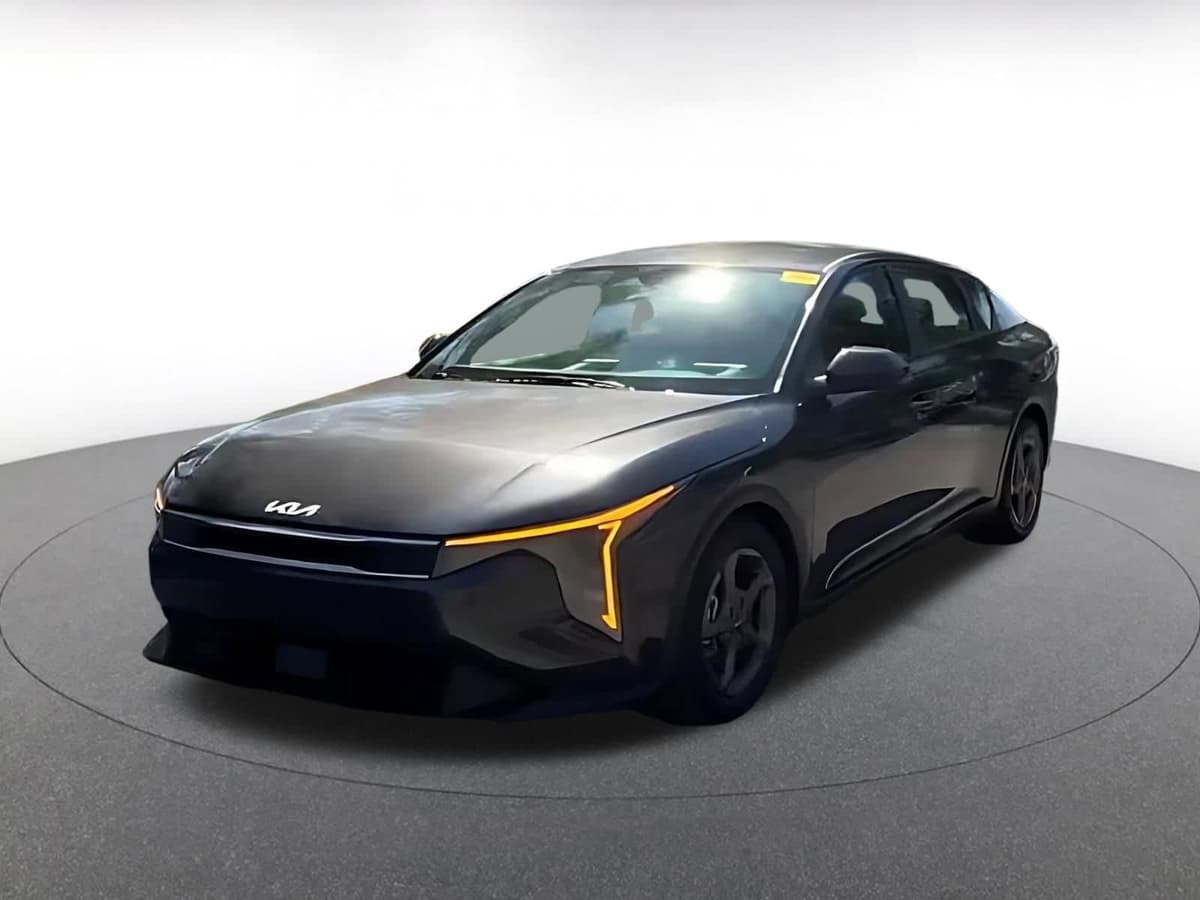 2025 Kia K4 - Image 5