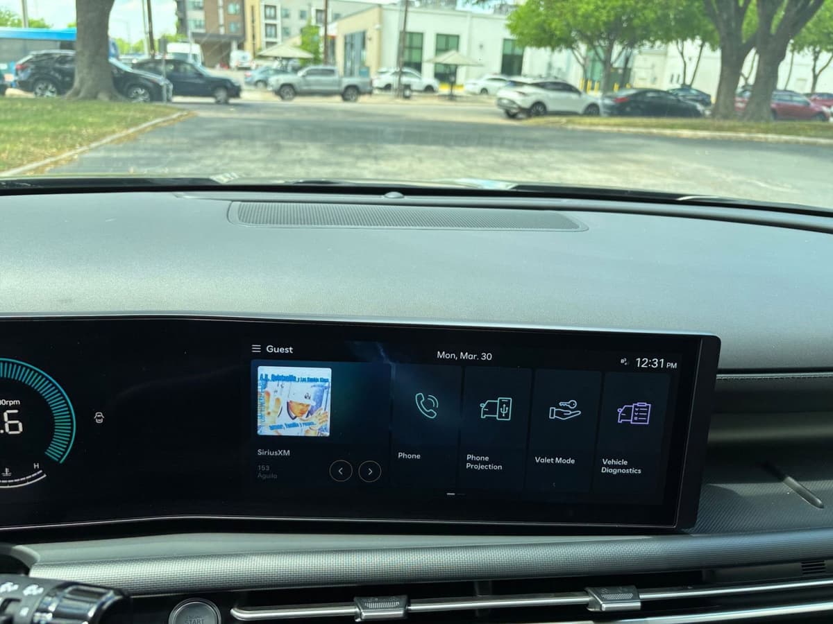 2025 Hyundai Tucson - Image 17