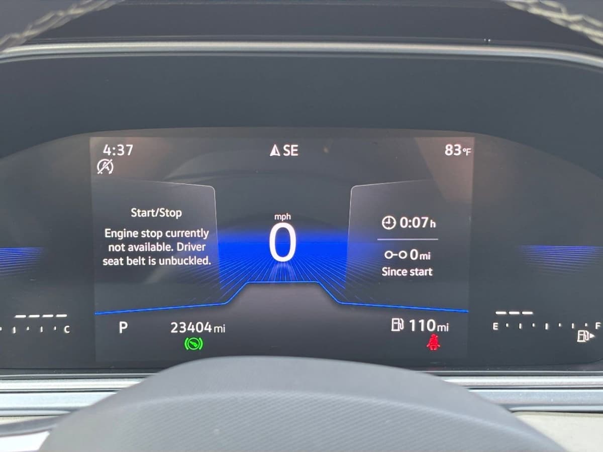 2025 Volkswagen Taos - Image 35