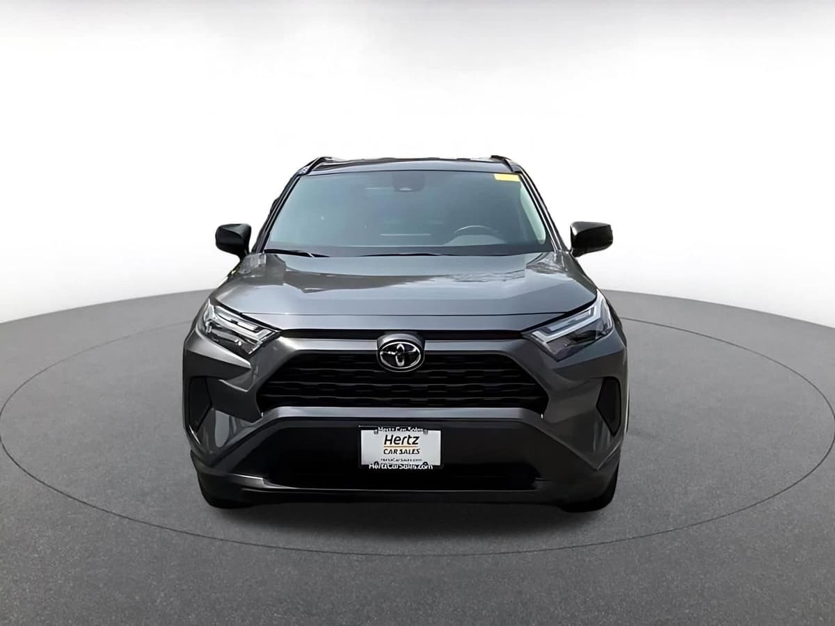 2025 Toyota RAV4 Hybrid - Image 5
