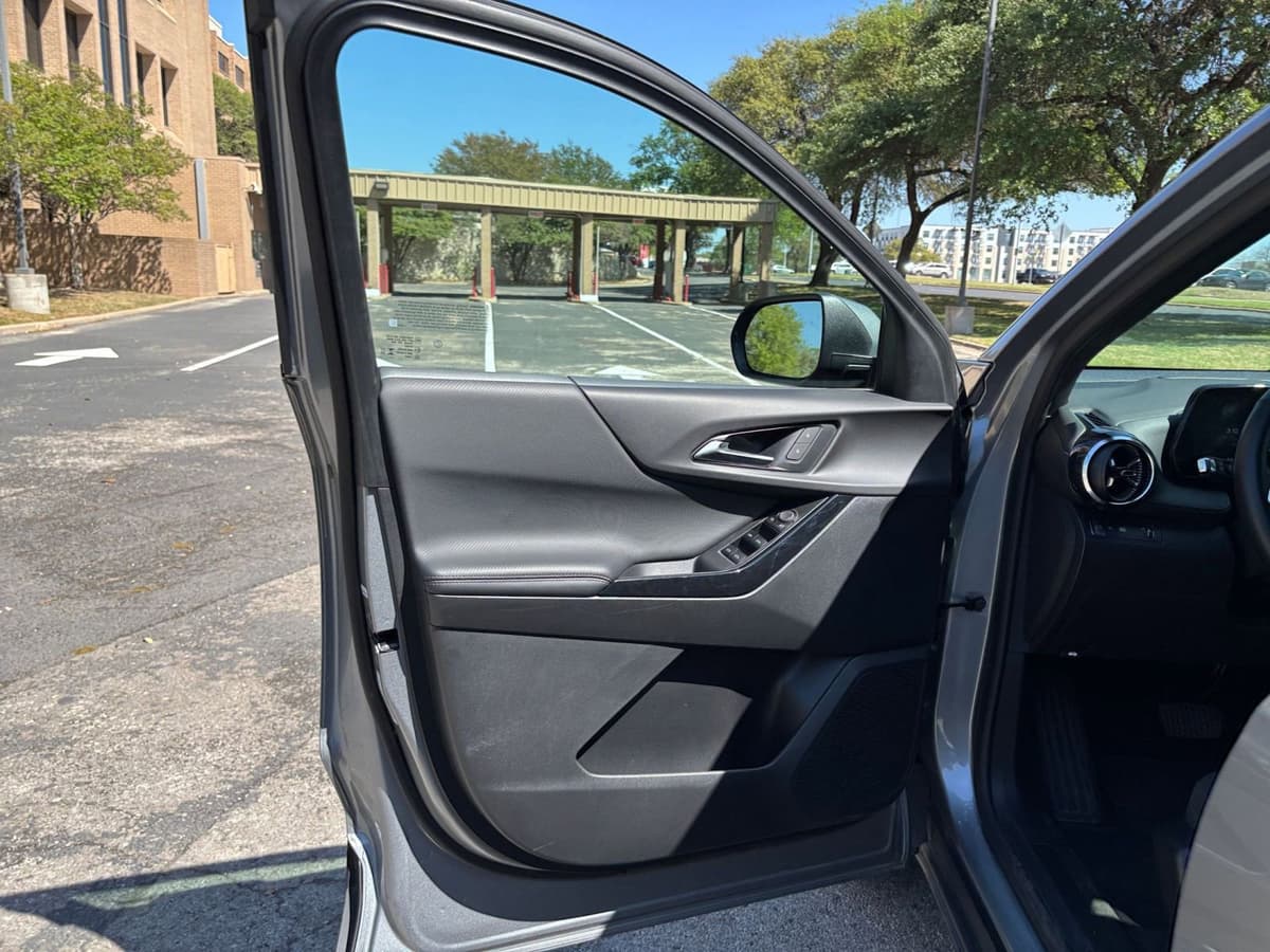 2025 Chevrolet Equinox - Image 18