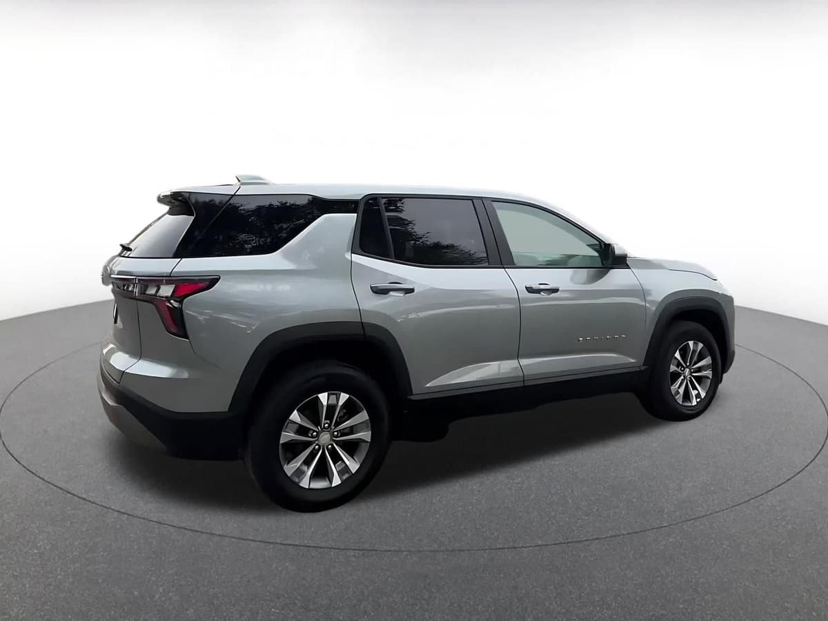 2025 Chevrolet Equinox - Image 15