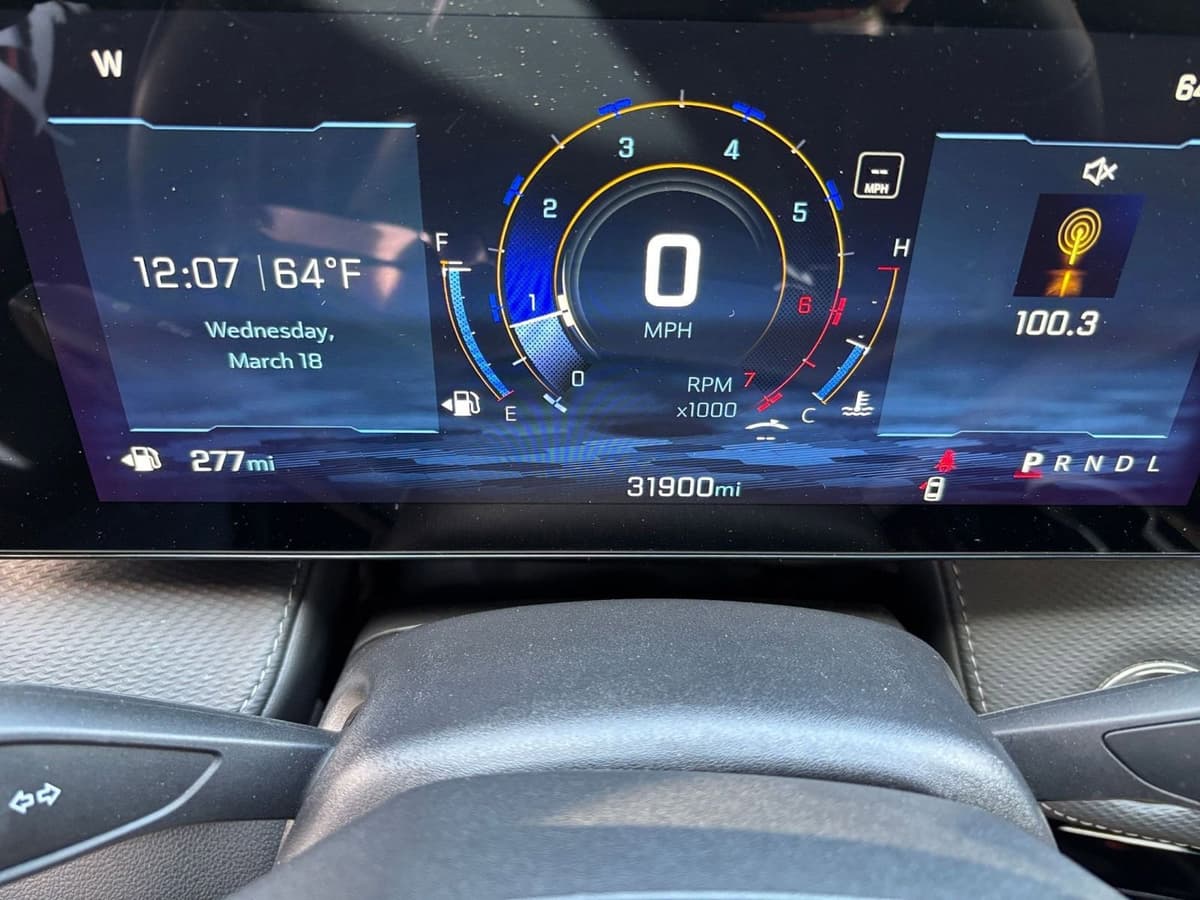 2025 Chevrolet Equinox - Image 35