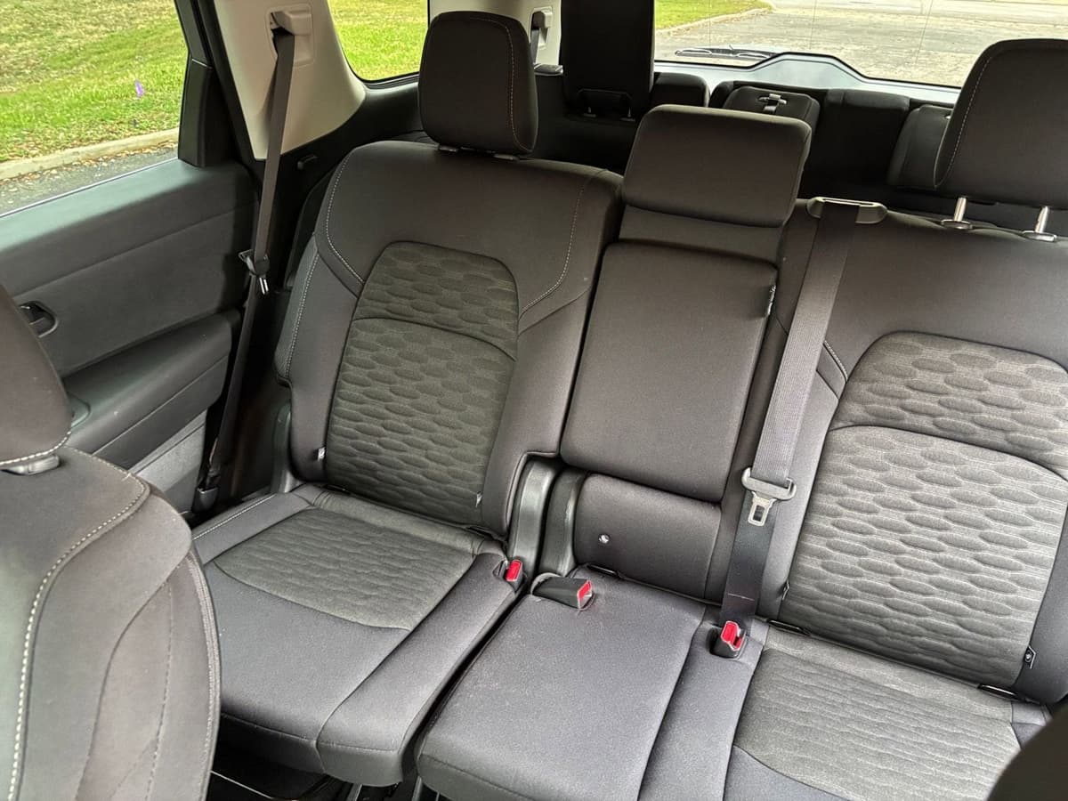 2025 Nissan Pathfinder - Image 34