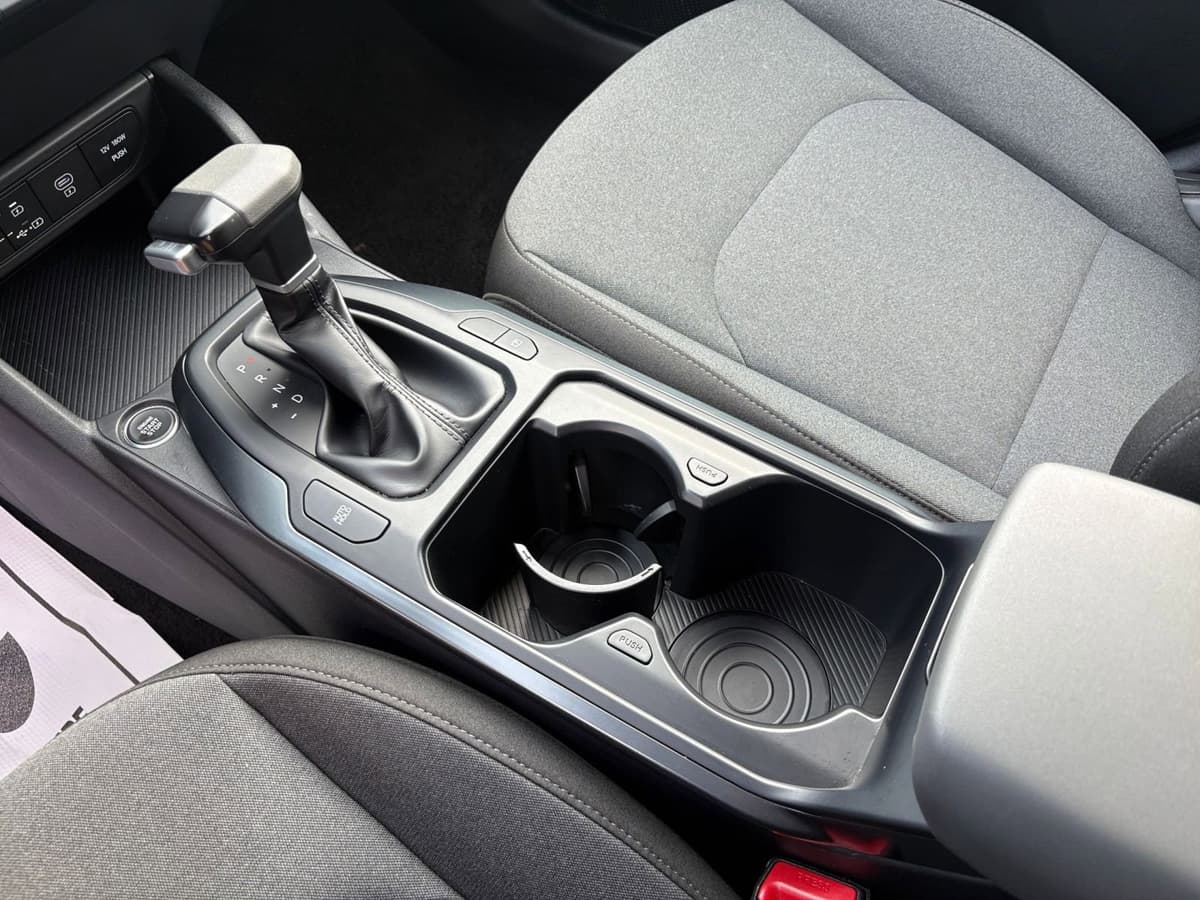 2025 Kia K4 - Image 34