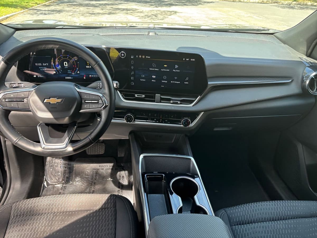 2025 Chevrolet Equinox - Image 28