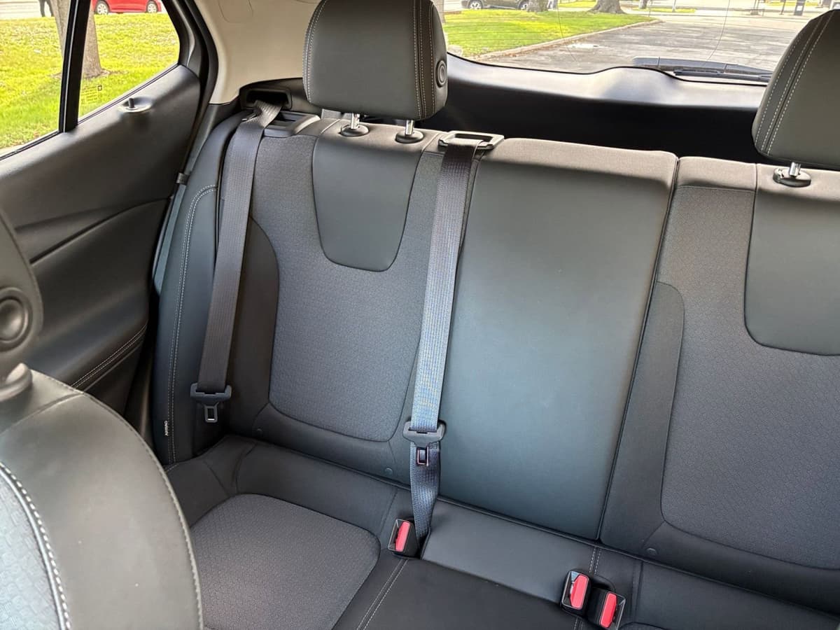 2025 Buick Encore GX - Image 34