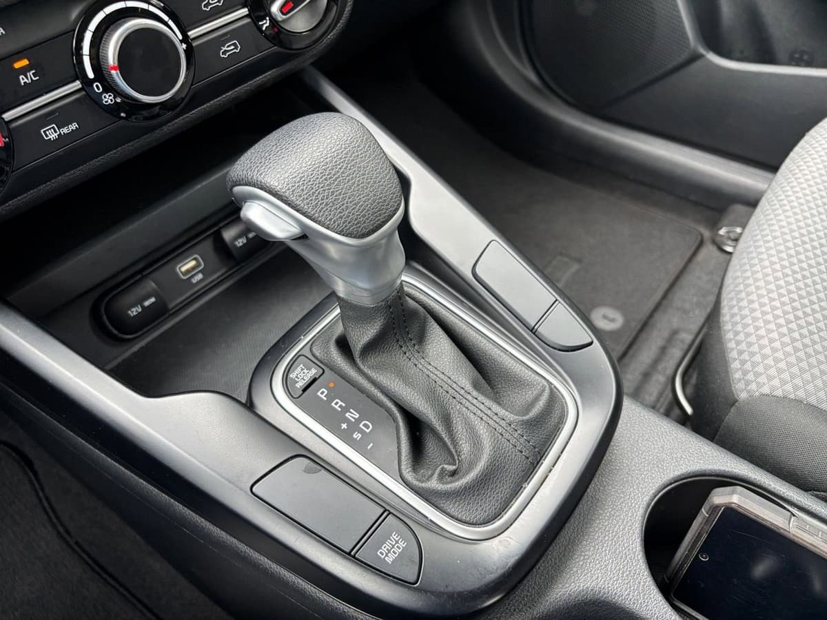 2025 Kia Soul - Image 36