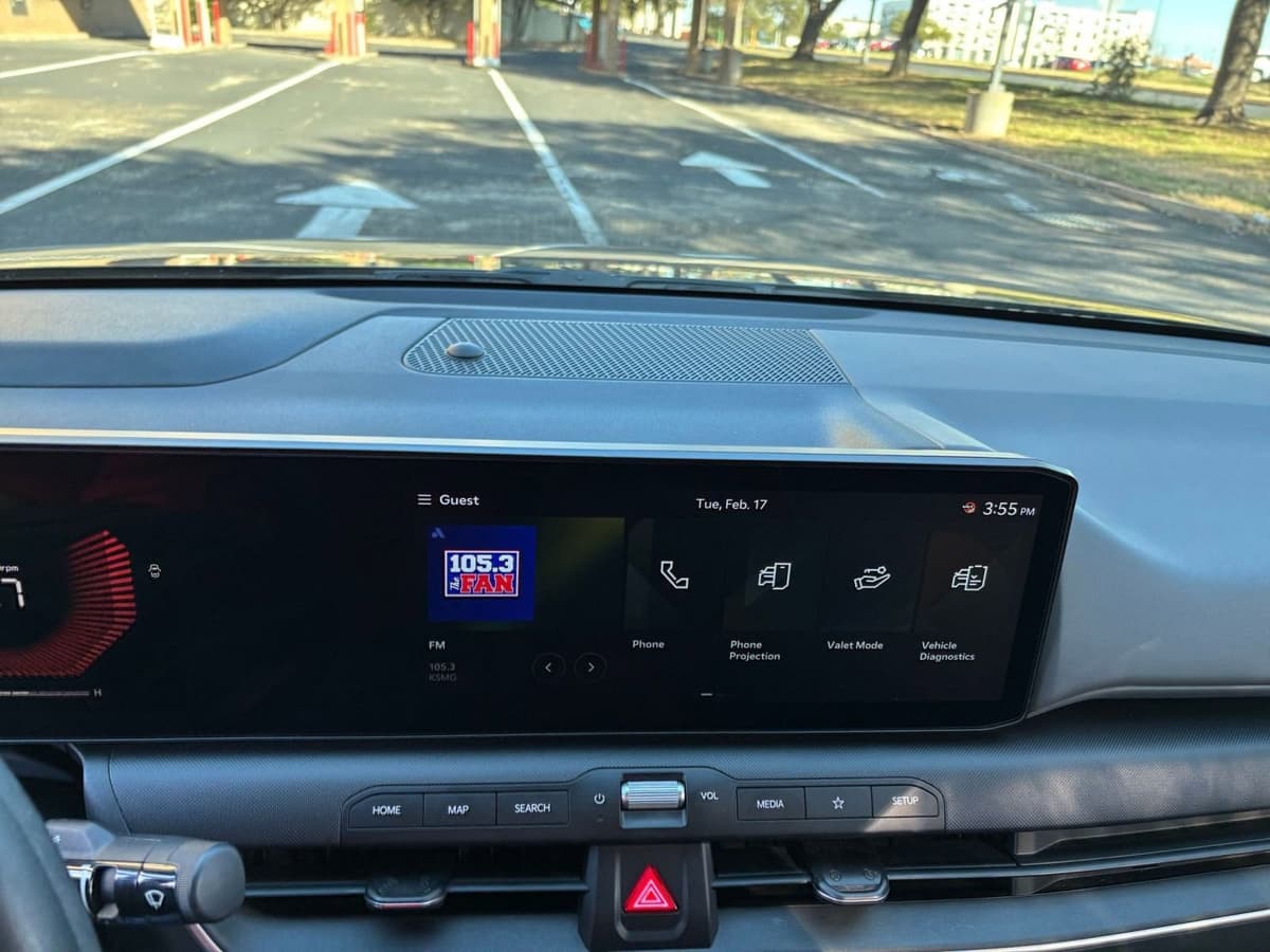 2025 Kia K4 - Image 17