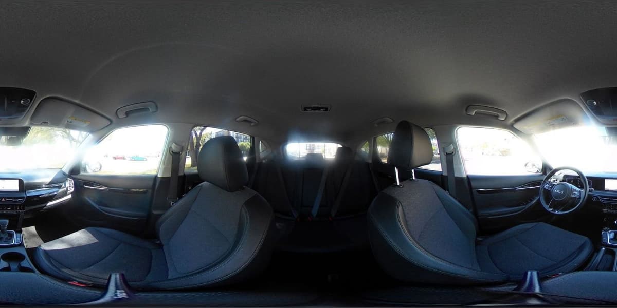 2025 Kia Seltos - Image 37