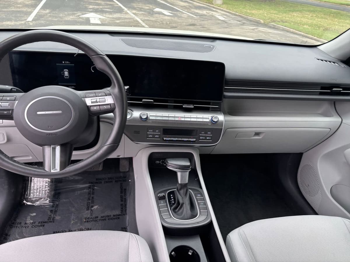 2025 Hyundai Kona - Image 31