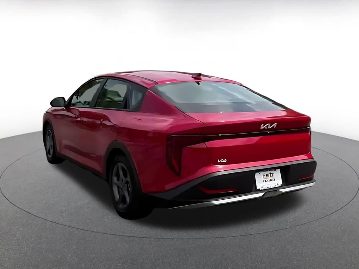 2025 Kia K4 - Image 11