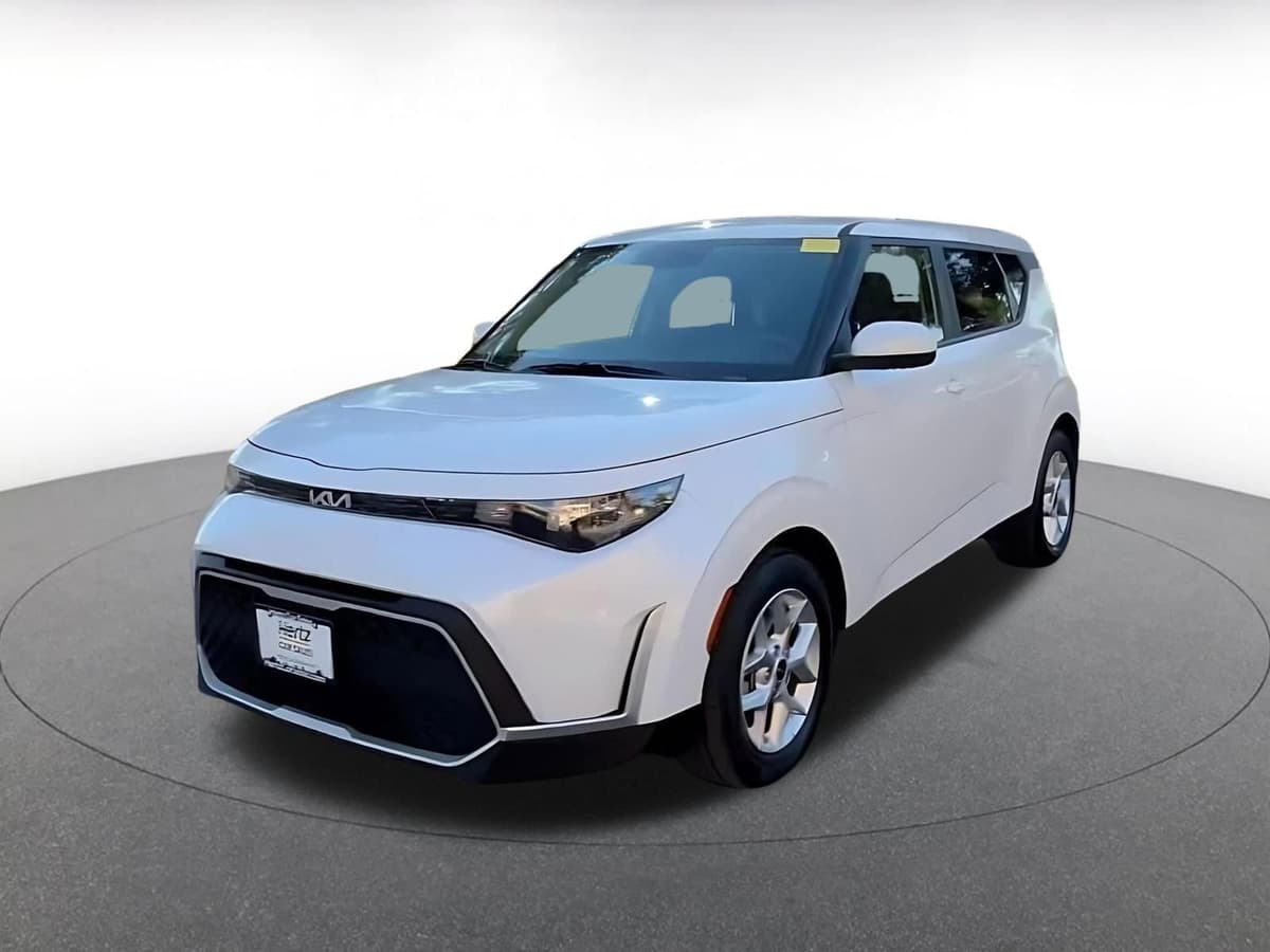 2025 Kia Soul - Image 6