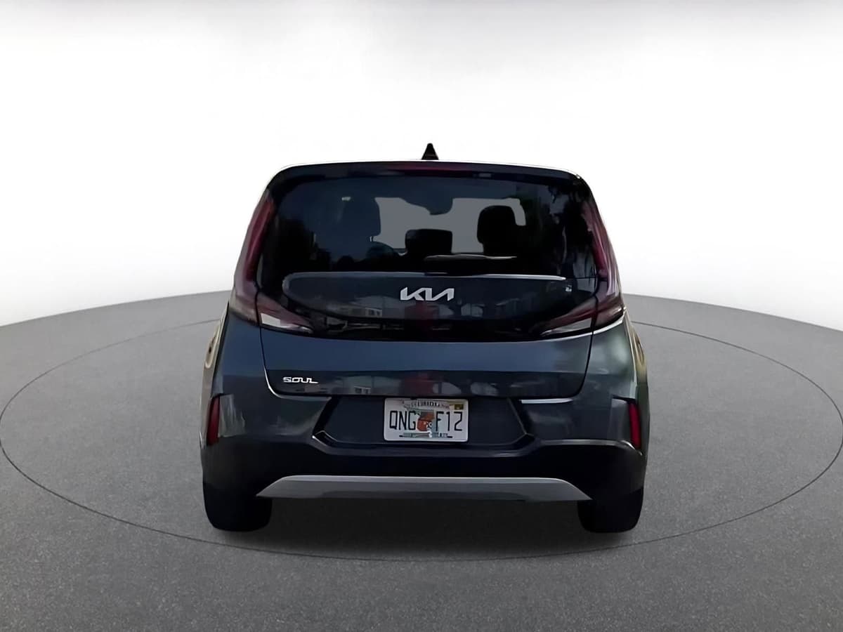 2025 Kia Soul - Image 12