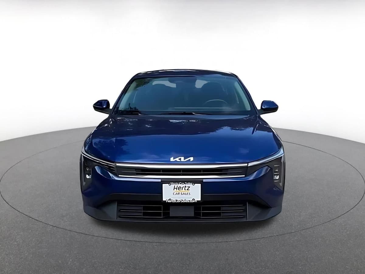 2025 Kia K4 - Image 5