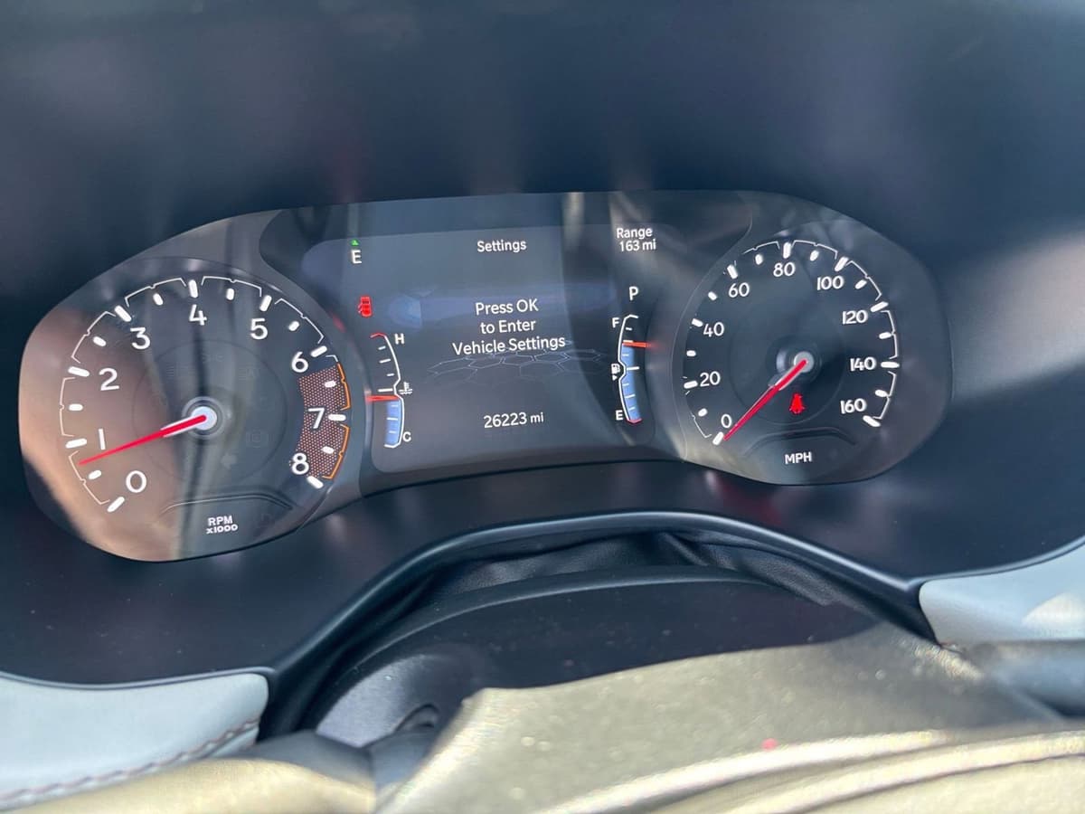 2025 Jeep Compass - Image 35