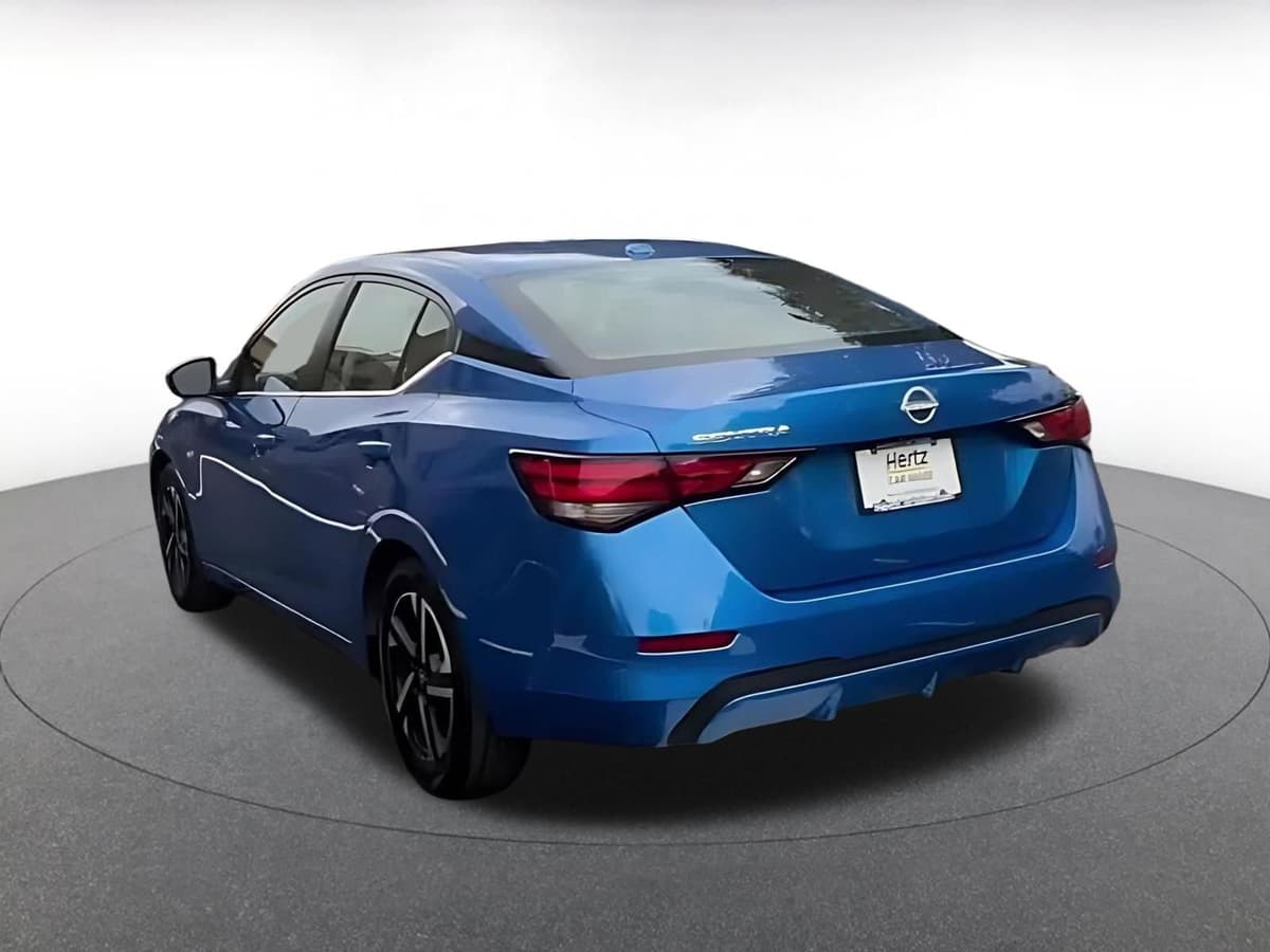 2025 Nissan Sentra - Image 11