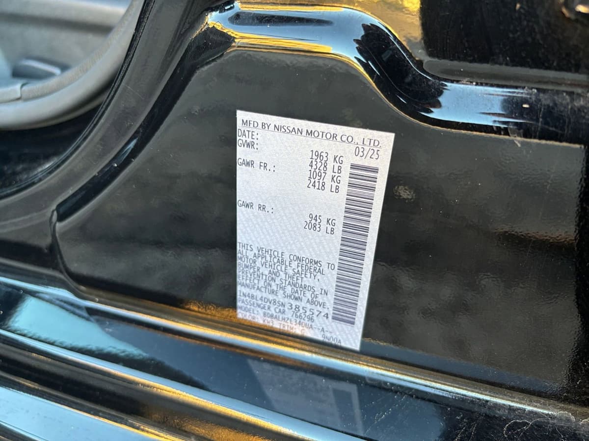 2025 Nissan Altima - Image 23