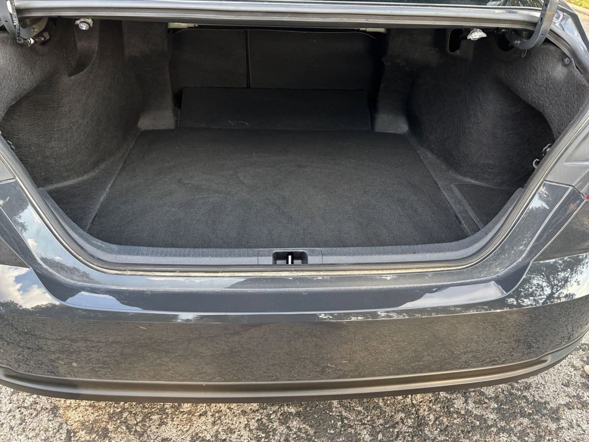 2025 Toyota Camry - Image 26