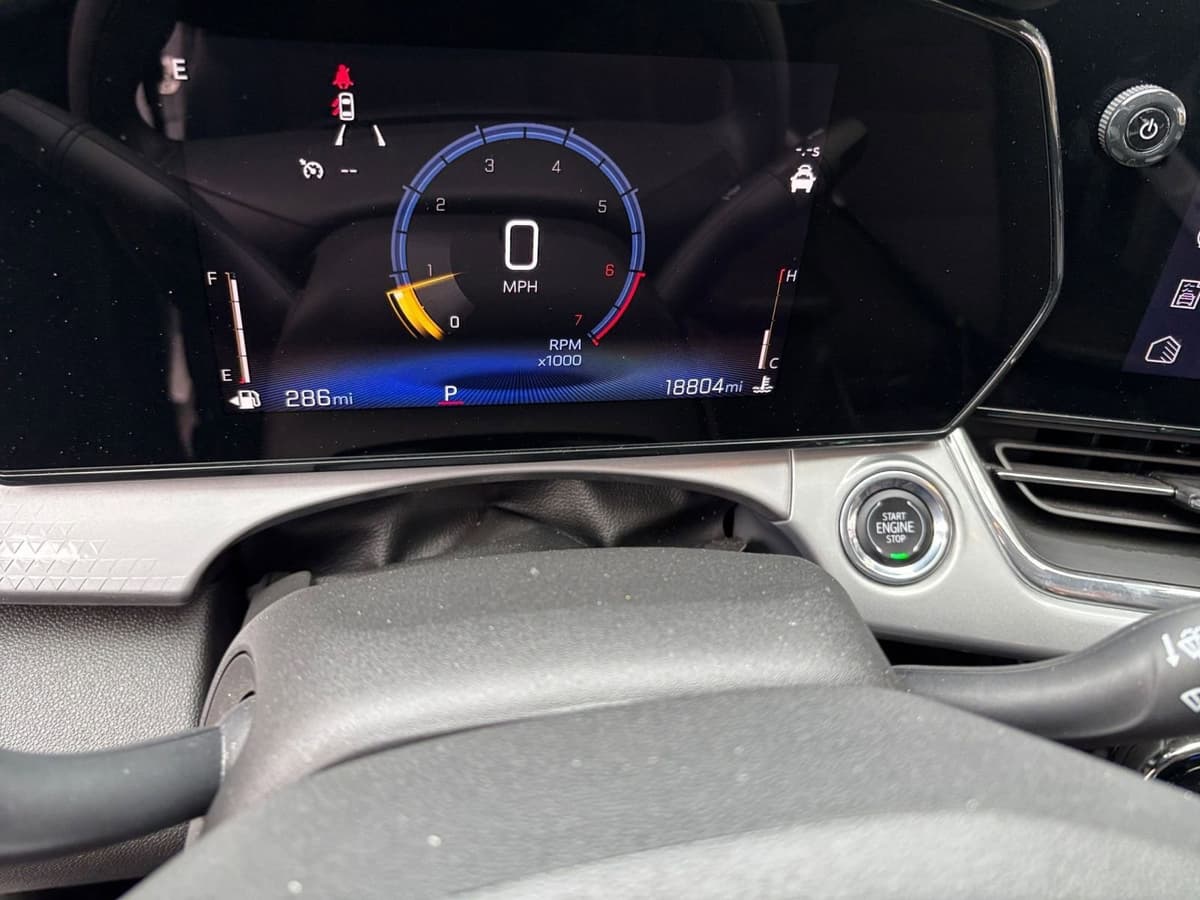 2025 Chevrolet Trax - Image 34