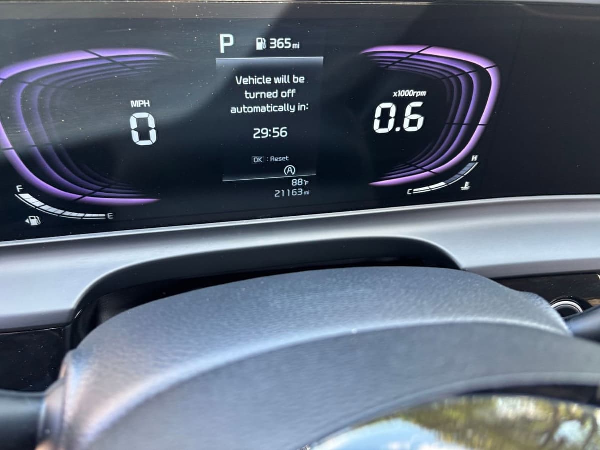 2025 Kia Seltos - Image 35