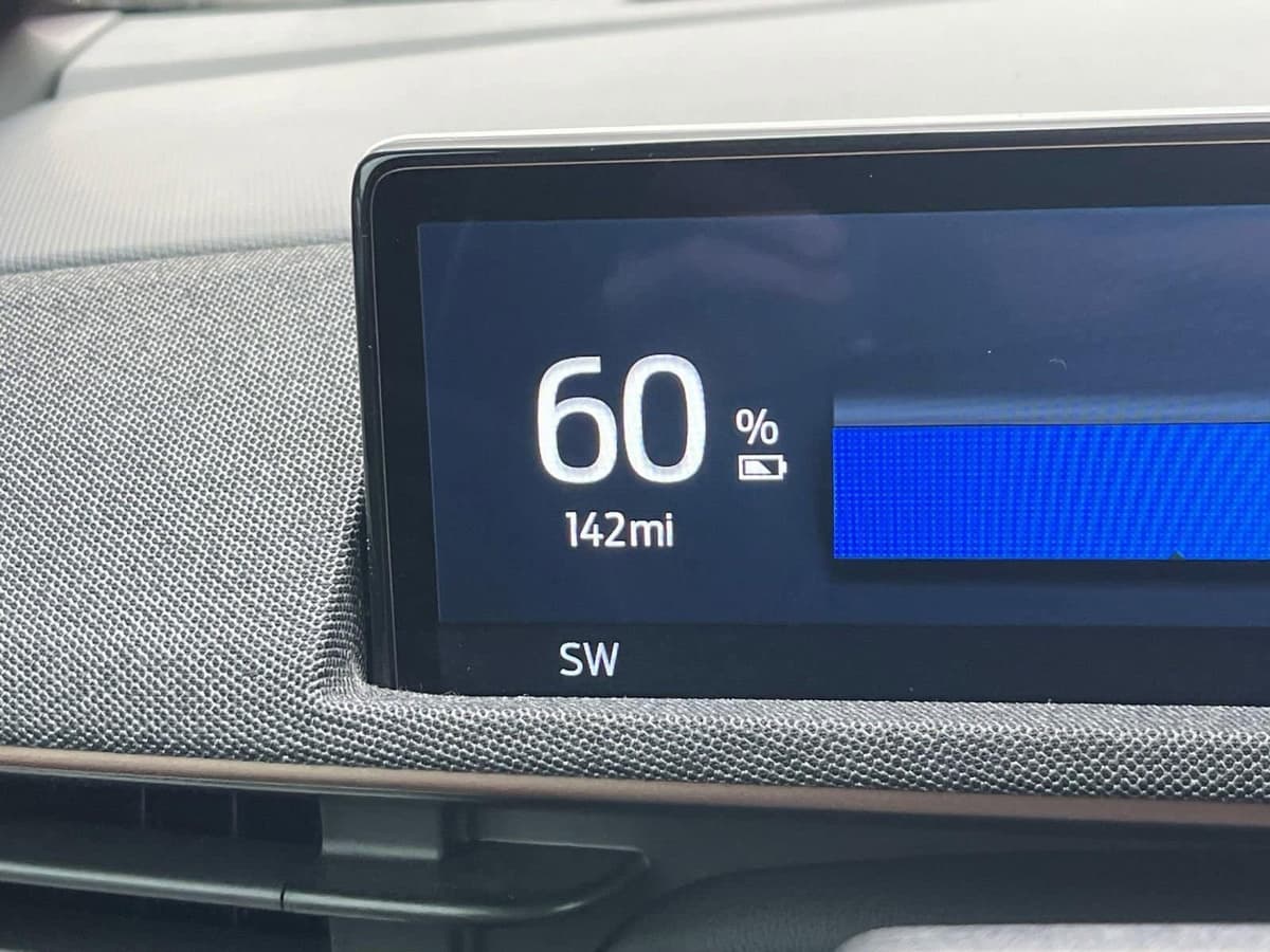 2023 Ford Mustang Mach-E - Image 18