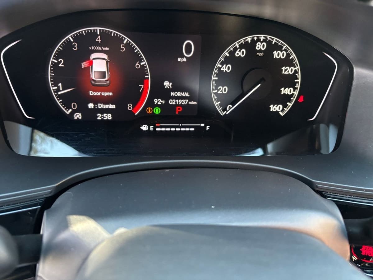 2025 Honda Civic - Image 35