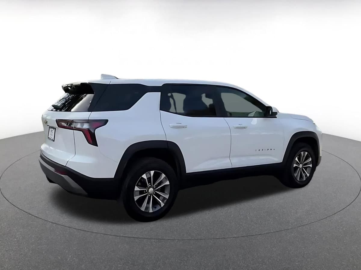 2025 Chevrolet Equinox - Image 13