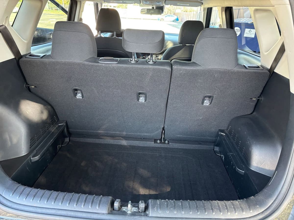 2025 Kia Soul - Image 26