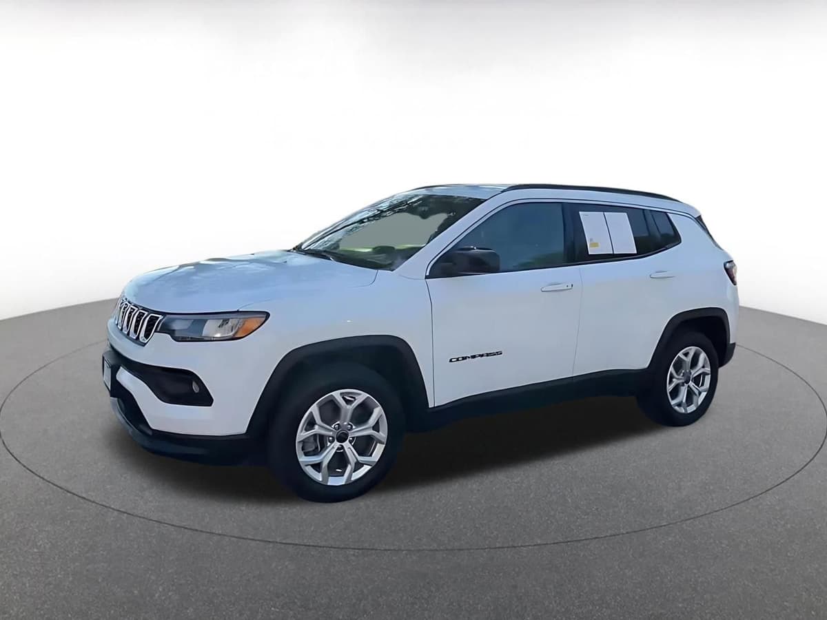 2025 Jeep Compass - Image 7