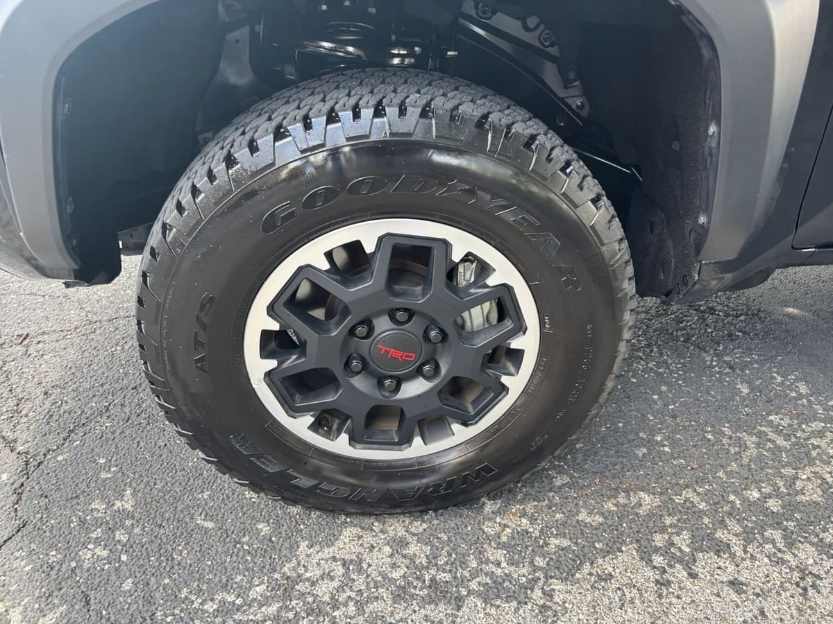 2024 Toyota Tacoma - Image 23