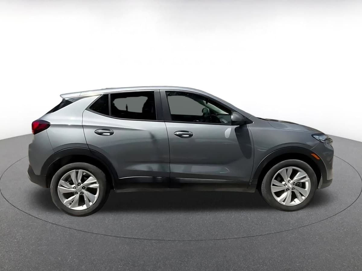 2025 Buick Encore GX - Image 16