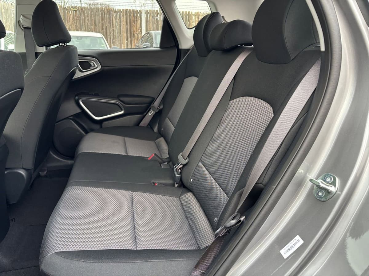 2025 Kia Soul - Image 20