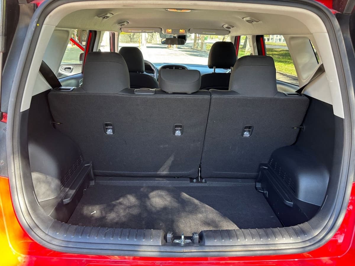 2025 Kia Soul - Image 26