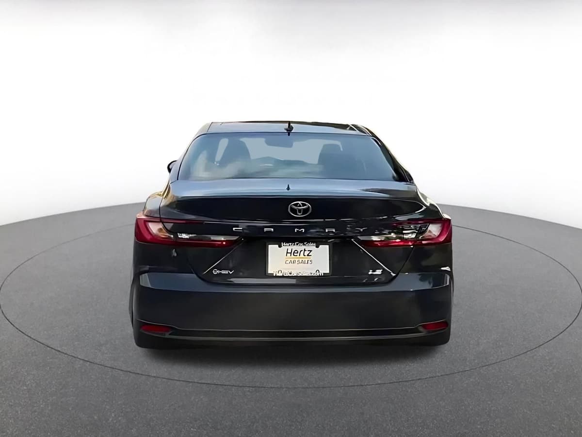 2025 Toyota Camry - Image 12