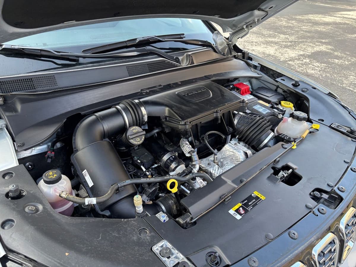 2025 Jeep Compass - Image 26