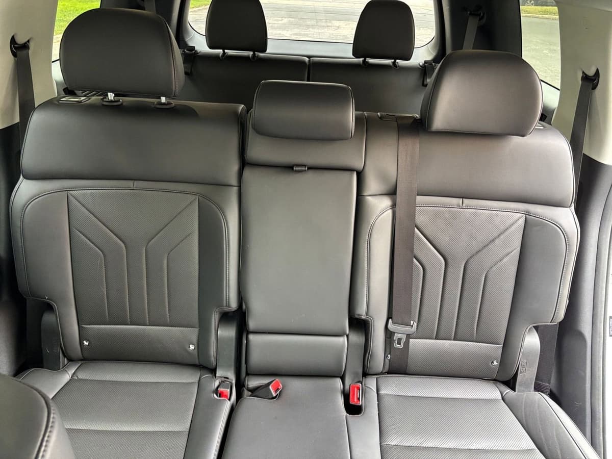 2025 Hyundai Santa Fe - Image 33