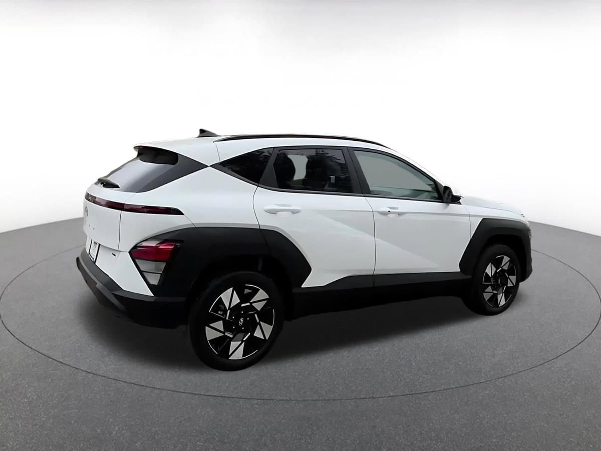 2025 Hyundai Kona - Image 13