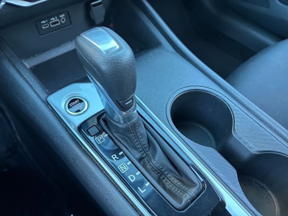 2025 Nissan Altima - Image 36