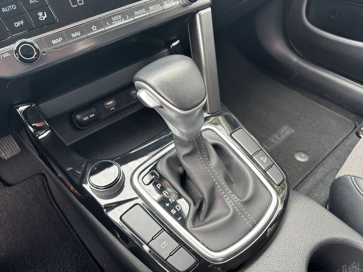 2025 Kia Seltos - Image 38