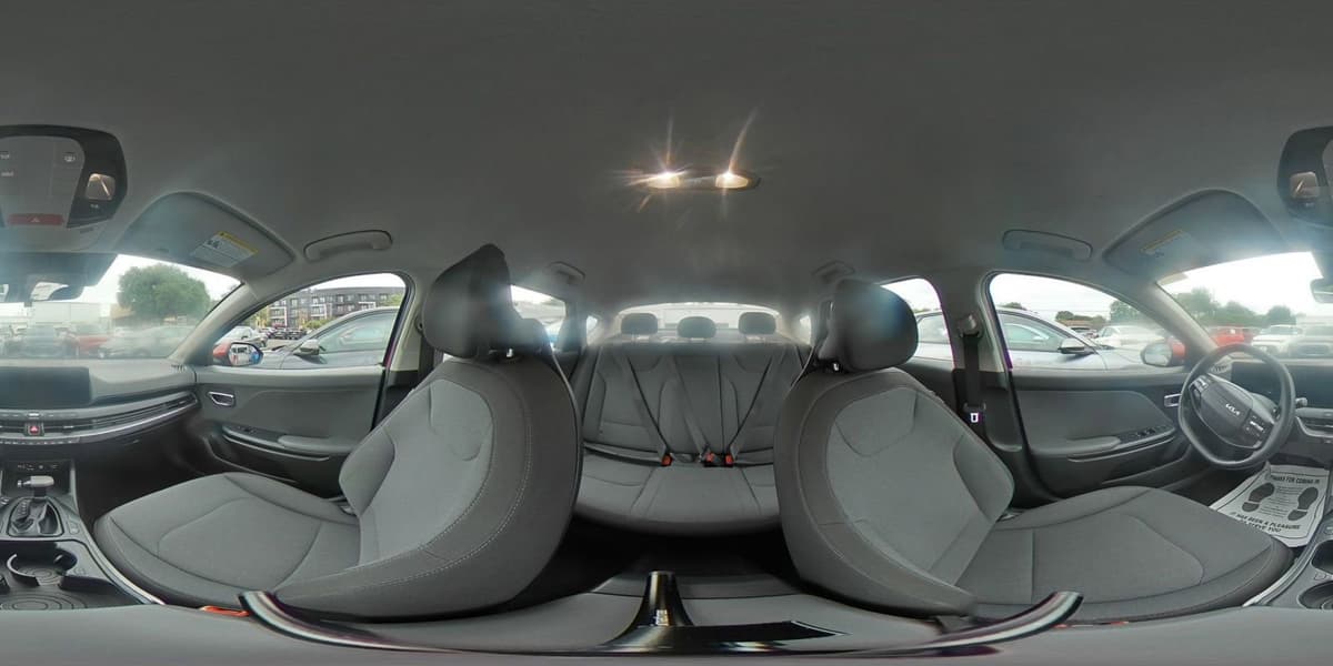 2025 Kia K4 - Image 35